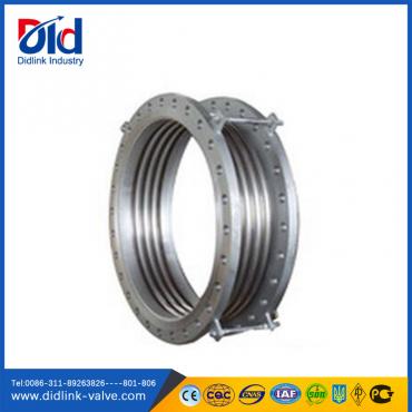 Gas turbine expansion joints