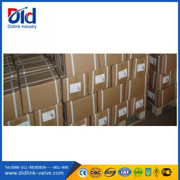 Carbon Steel Galvanized Pipe Socket package with carton